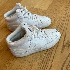 Womens Nike Court Vision mid shoe